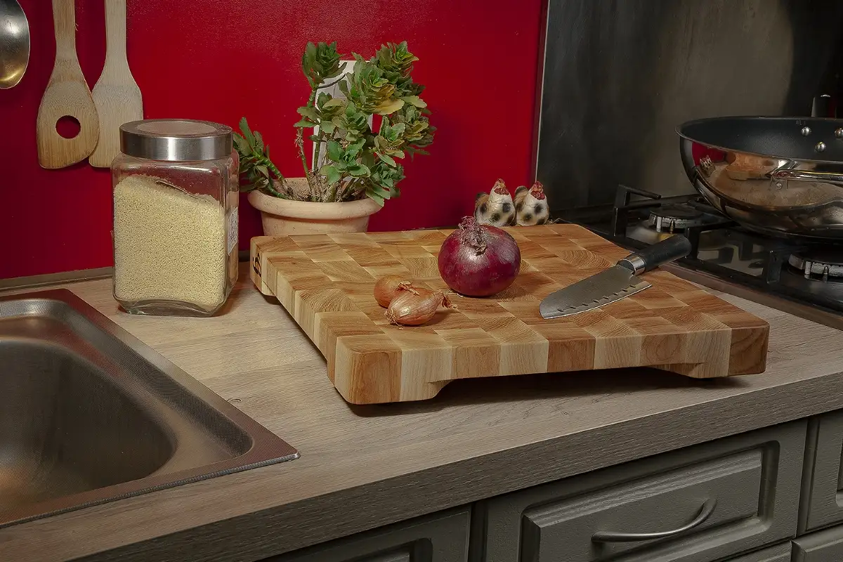 Planche à découper en Frêne gris 40 x 40 x 6 cm (épaisseur bois 4.5 cm)