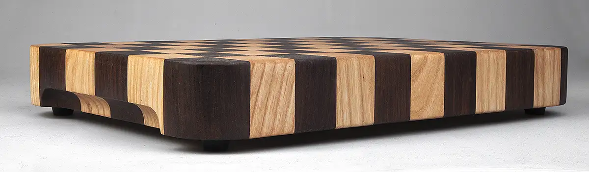 Planche à découper en Hêtre et Noyer américain 30 x 23 x 4.5 cm (épaisseur bois 4 cm)